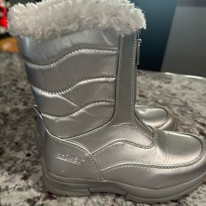 Girls winter boots size 12
